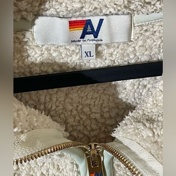 Sold  - Picture 3 of 7